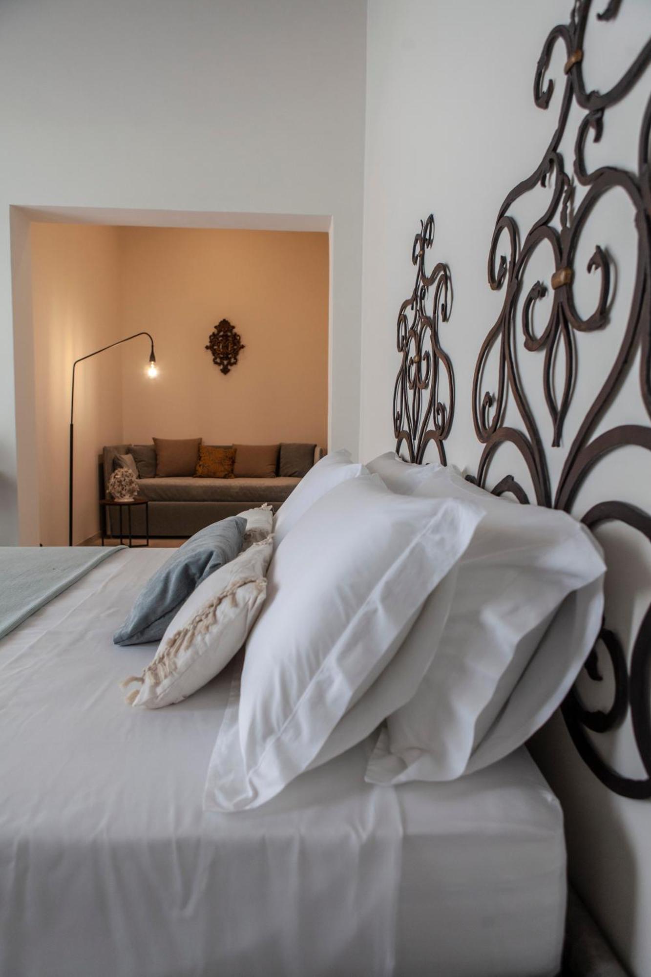 Villa Tuzzo Lecce Esterno foto